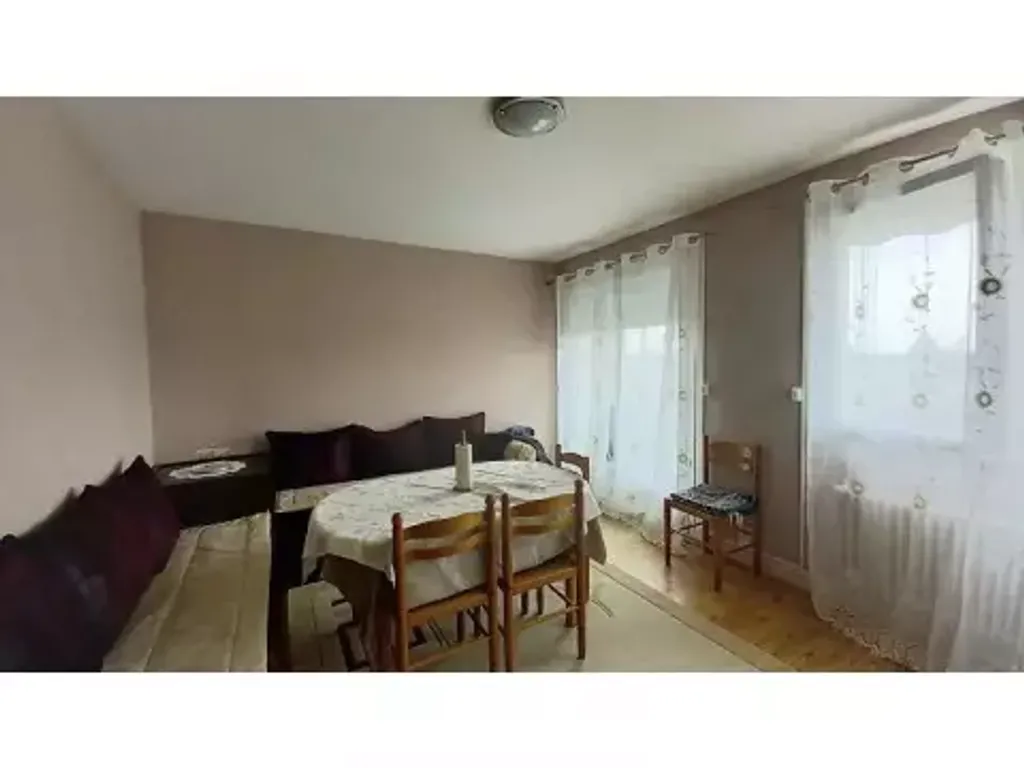 Achat appartement à vendre 3 pièces 57 m² - Feurs