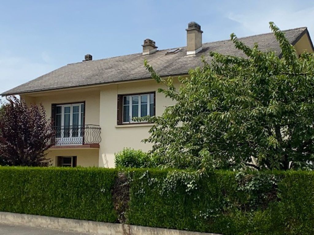 Achat maison à vendre 4 chambres 140 m² - Bagnères-de-Bigorre