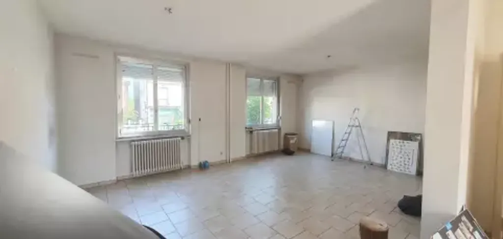 Achat maison à vendre 5 chambres 225 m² - Moulins-lès-Metz