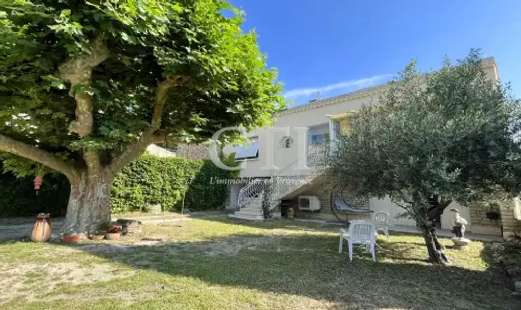 Achat maison à vendre 5 chambres 192 m² - Vaison-la-Romaine