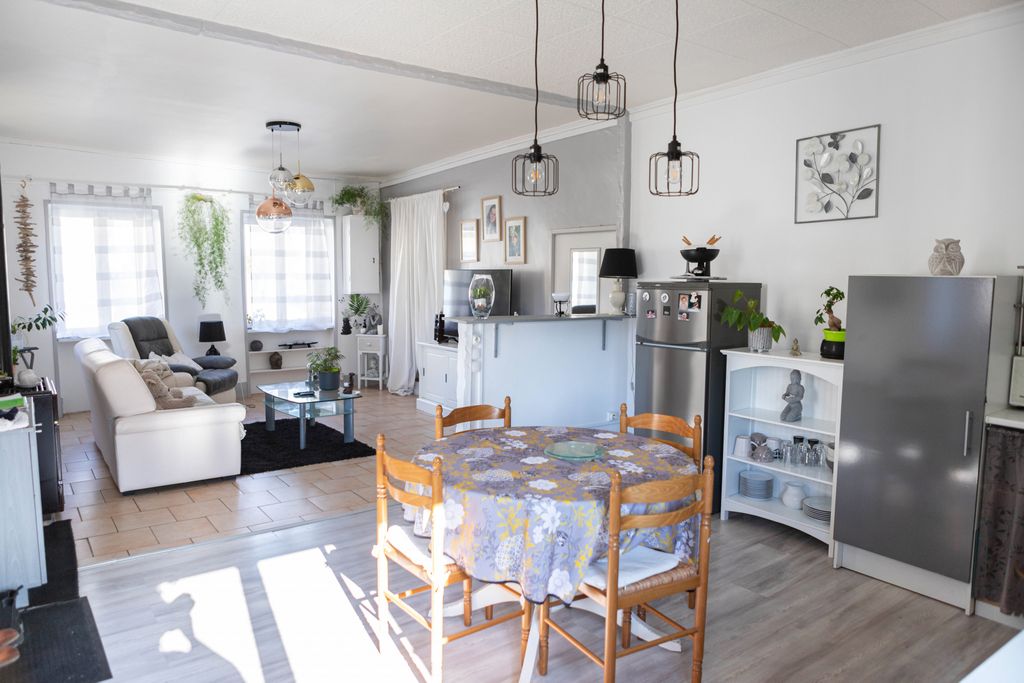 Achat maison à vendre 3 chambres 125 m² - Voutenay-sur-Cure