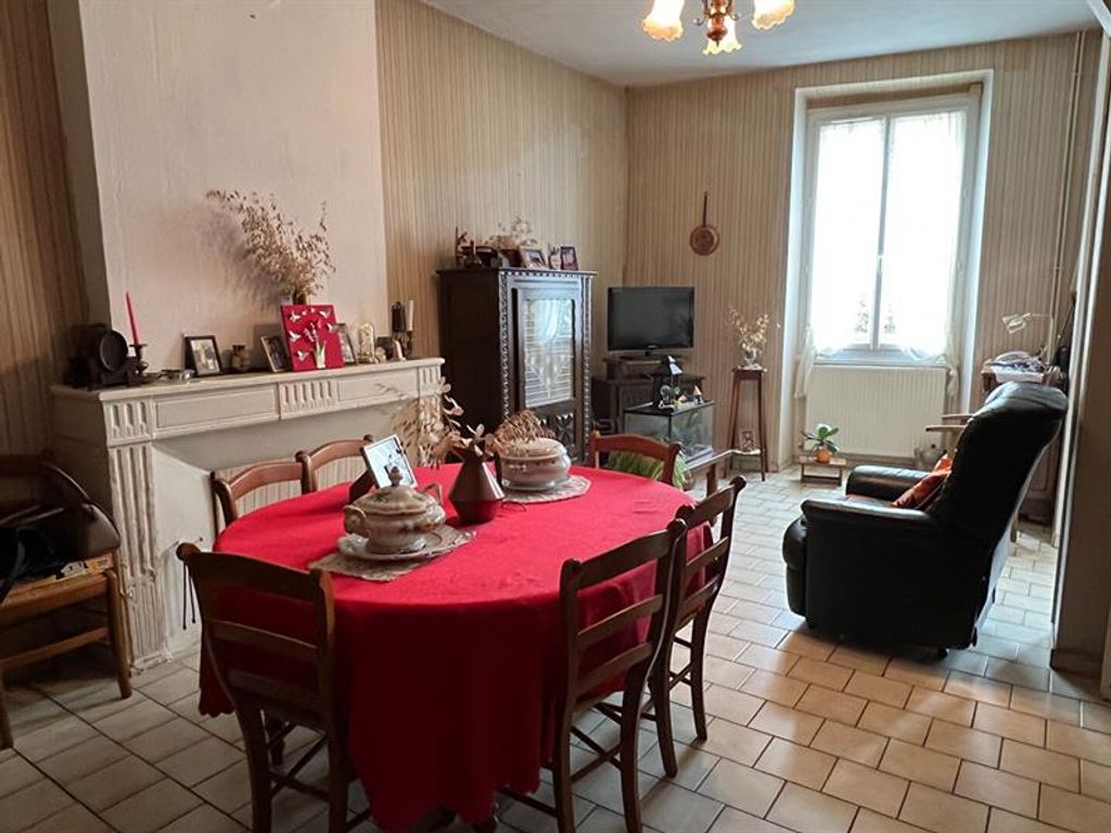 Achat maison à vendre 3 chambres 105 m² - Loudun