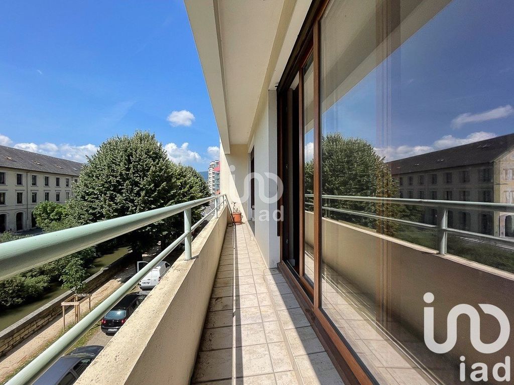 Achat appartement à vendre 2 pièces 63 m² - Chambéry
