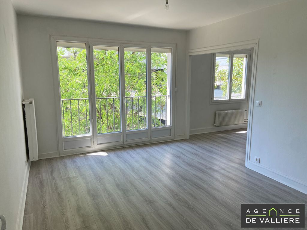 Achat appartement à vendre 5 pièces 81 m² - Puteaux