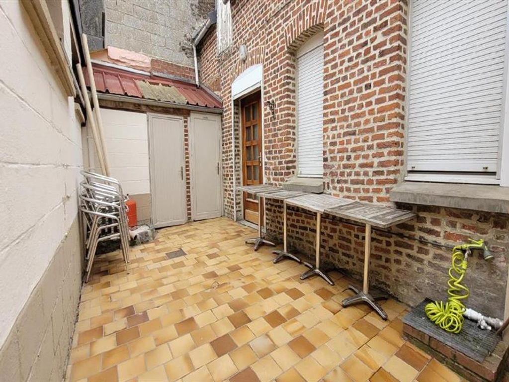 Achat maison à vendre 2 chambres 135 m² - Rieux-en-Cambrésis