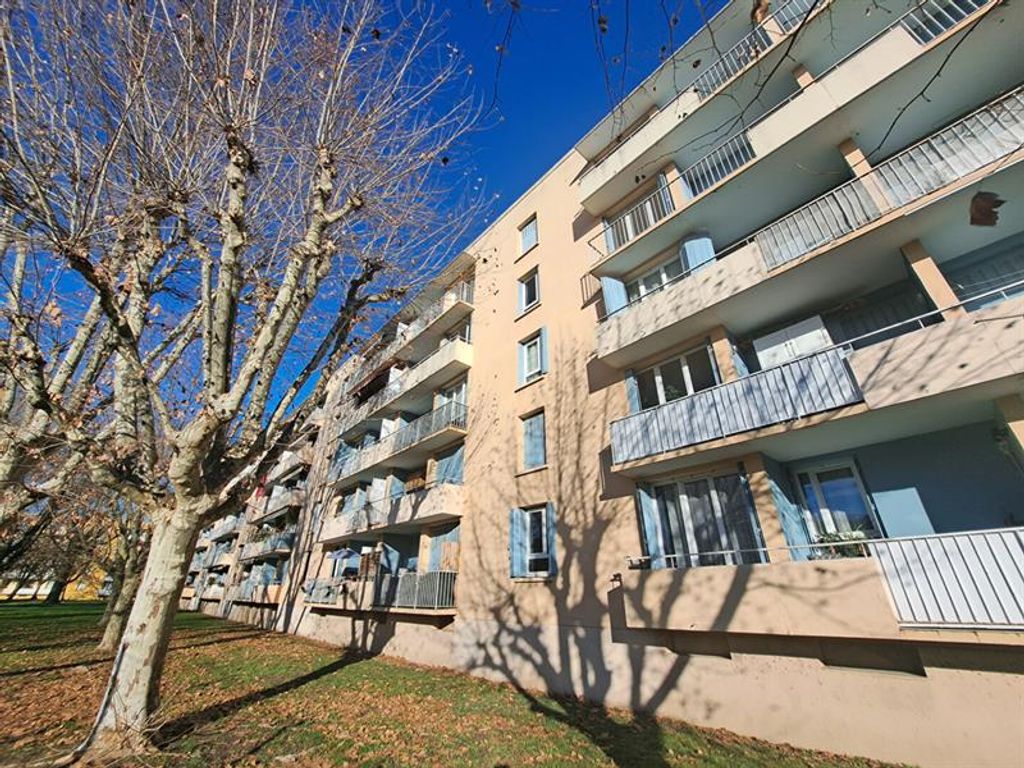 Achat appartement à vendre 4 pièces 56 m² - Montélimar