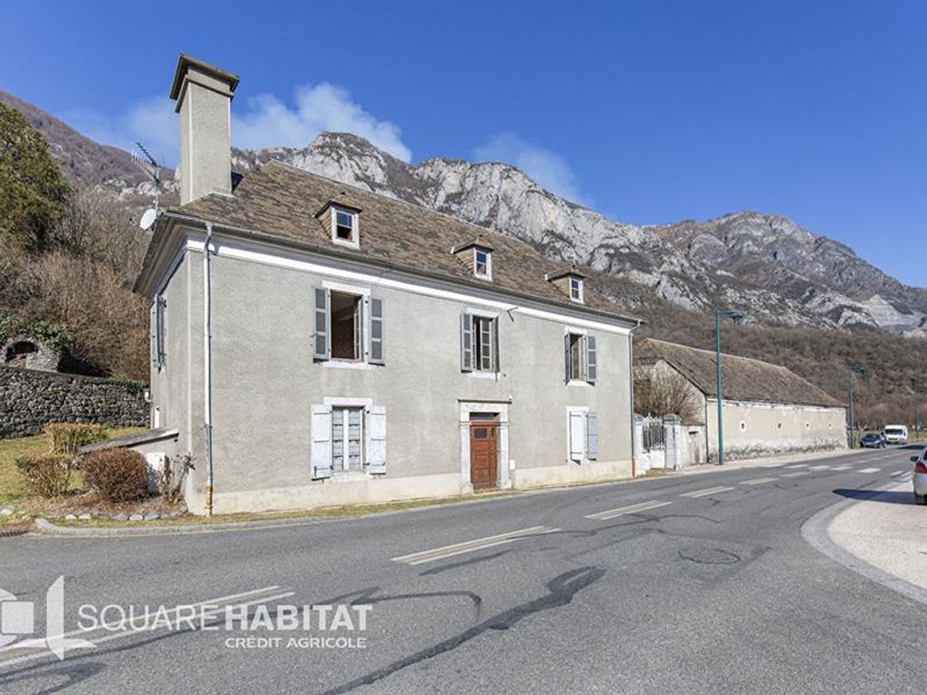 Achat maison à vendre 6 chambres 150 m² - Argelès-Gazost