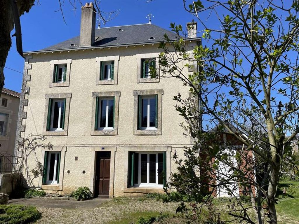 Achat maison à vendre 4 chambres 172 m² - Civray