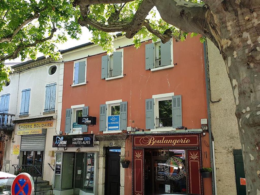 Achat appartement à vendre 3 pièces 54 m² - Laragne-Montéglin