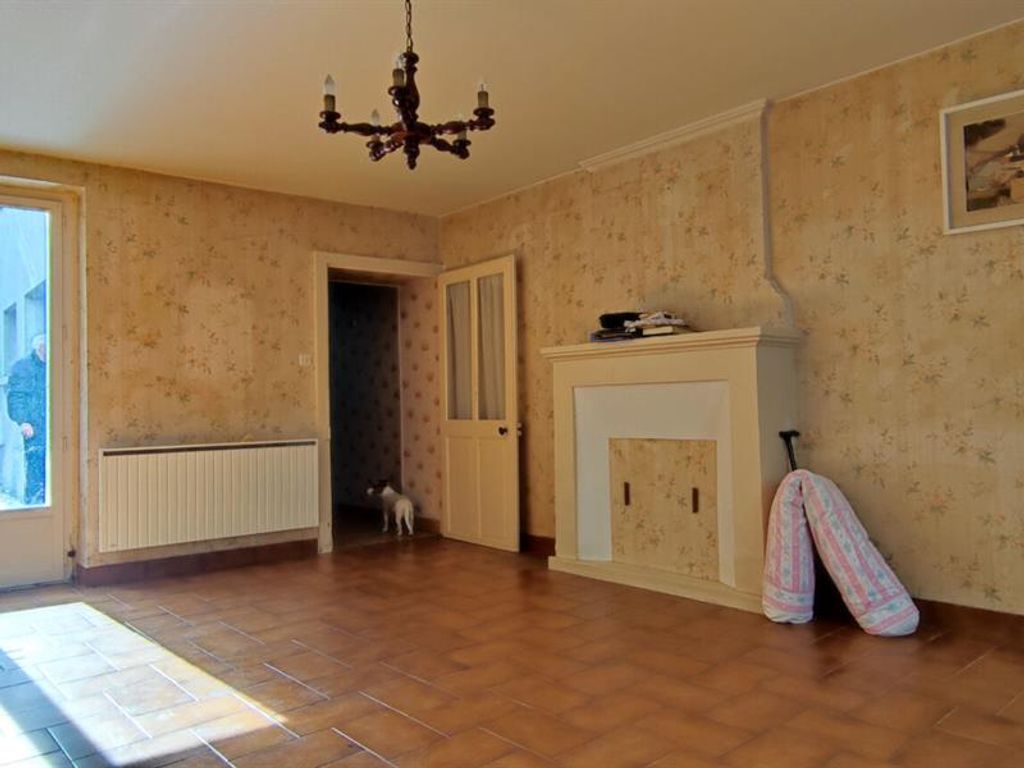 Achat maison à vendre 2 chambres 97 m² - Saint-Gervais-les-Trois-Clochers