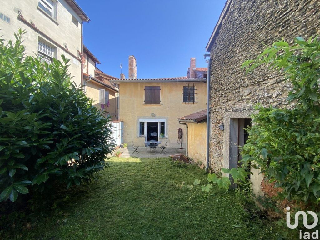 Achat maison à vendre 4 chambres 178 m² - Villeneuve-de-Marsan