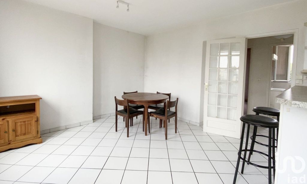 Achat appartement à vendre 2 pièces 43 m² - Ivry-sur-Seine
