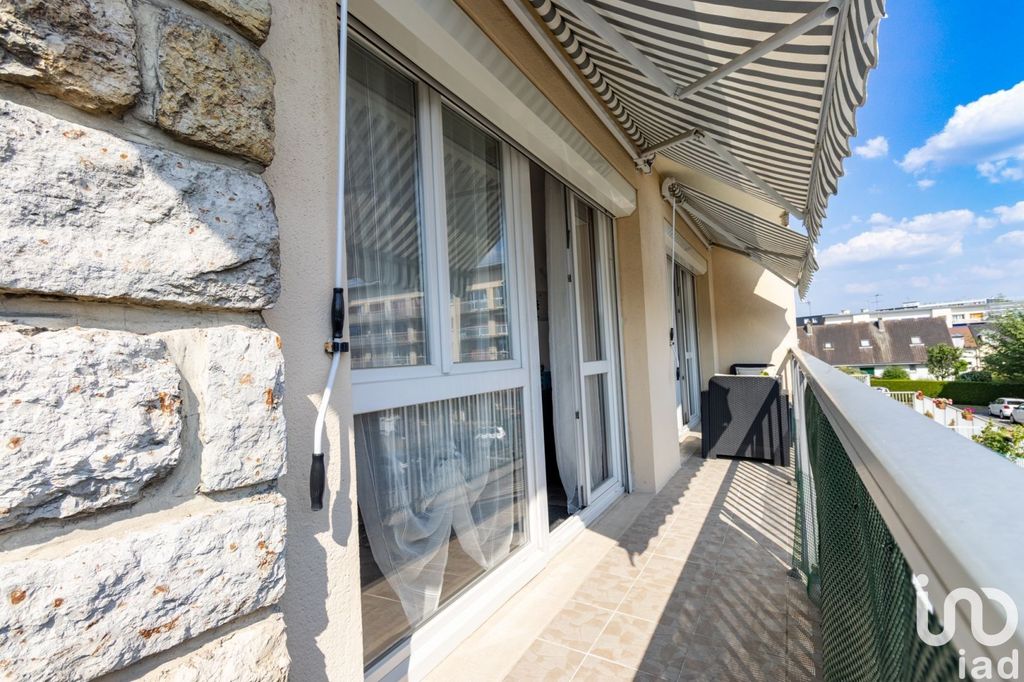 Achat appartement à vendre 4 pièces 68 m² - Le Chesnay