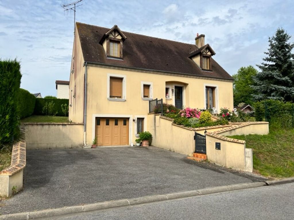 Achat maison à vendre 3 chambres 164 m² - Bellême