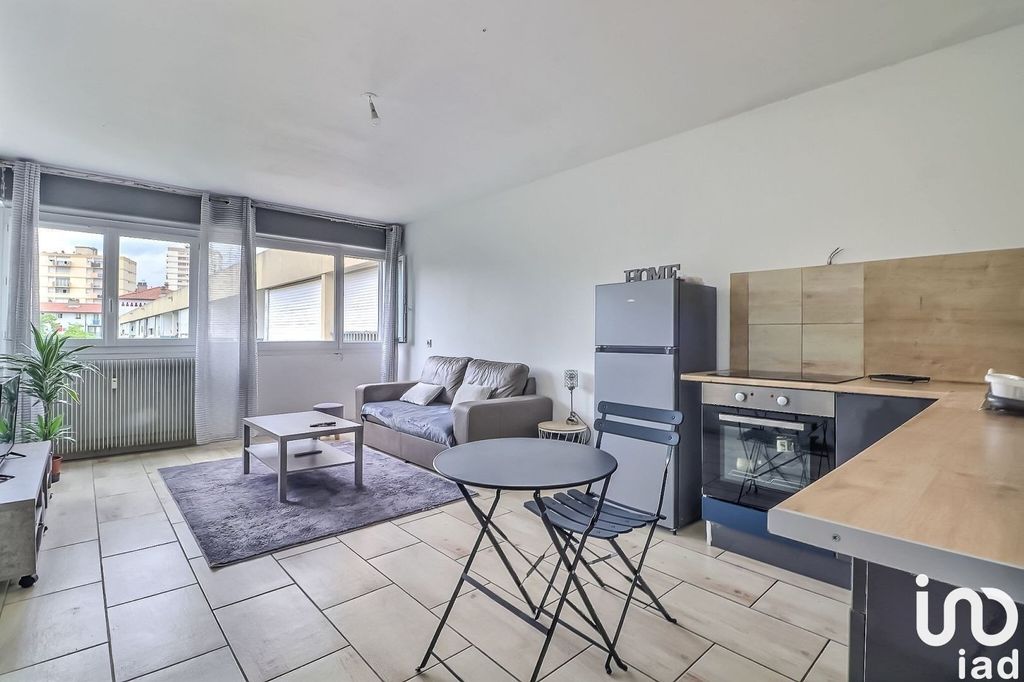 Achat appartement à vendre 2 pièces 40 m² - Nîmes