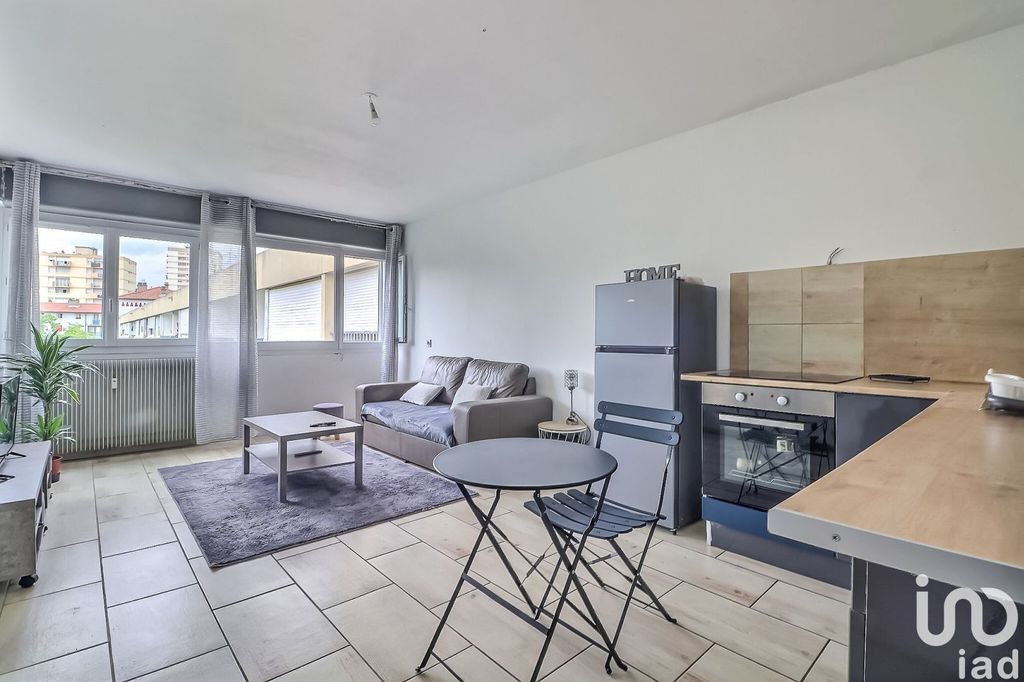 Achat appartement à vendre 2 pièces 40 m² - Nîmes