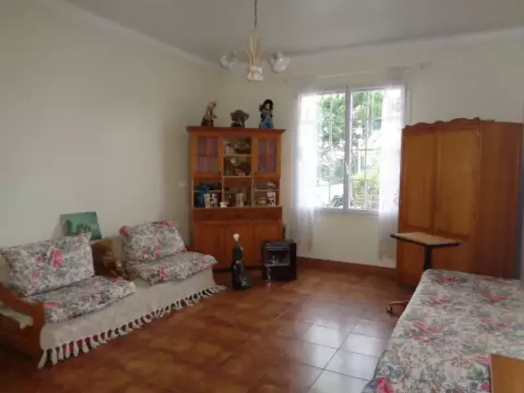 Achat appartement à vendre 4 pièces 136 m² - Grasse