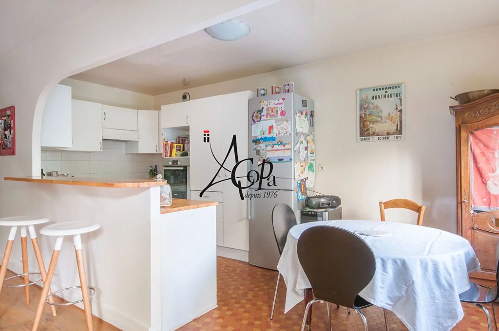 Achat appartement à vendre 4 pièces 108 m² - Paris 18ème arrondissement