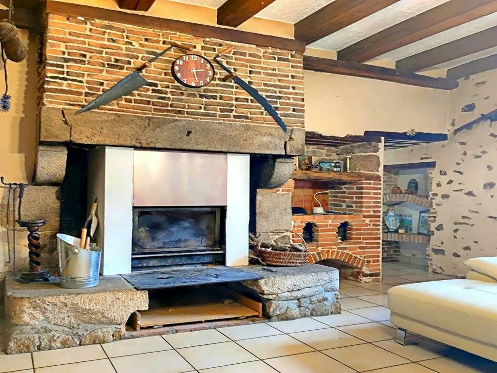 Achat maison à vendre 3 chambres 208 m² - Saint-Christophe-du-Bois