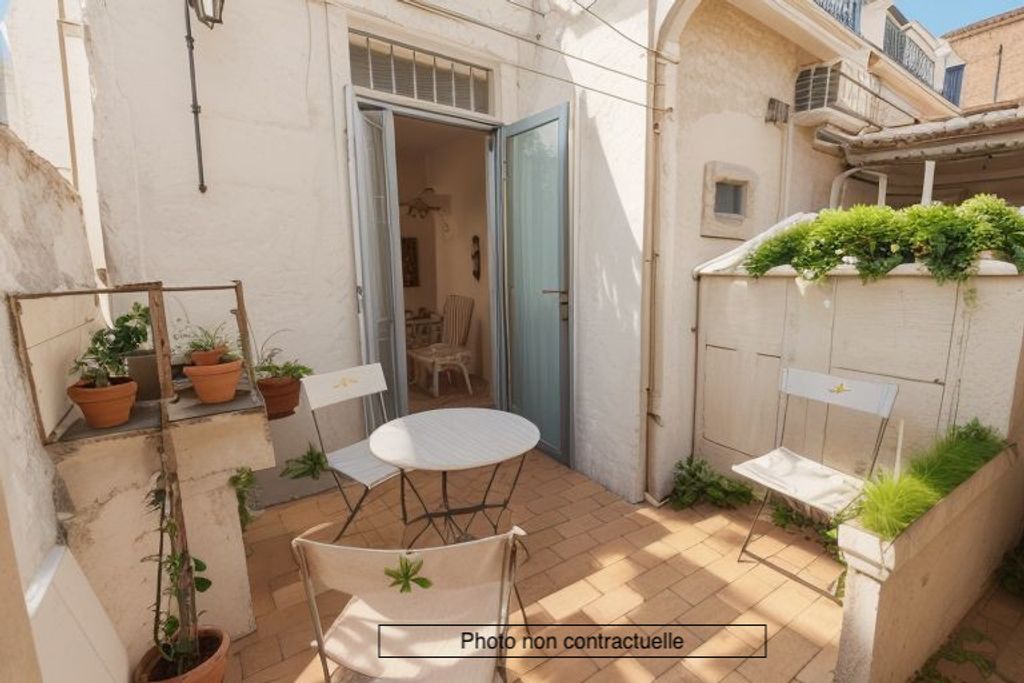 Achat maison à vendre 2 chambres 70 m² - Arles