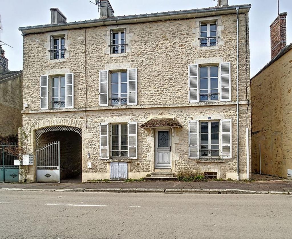 Achat maison à vendre 5 chambres 186 m² - L'Isle-sur-Serein