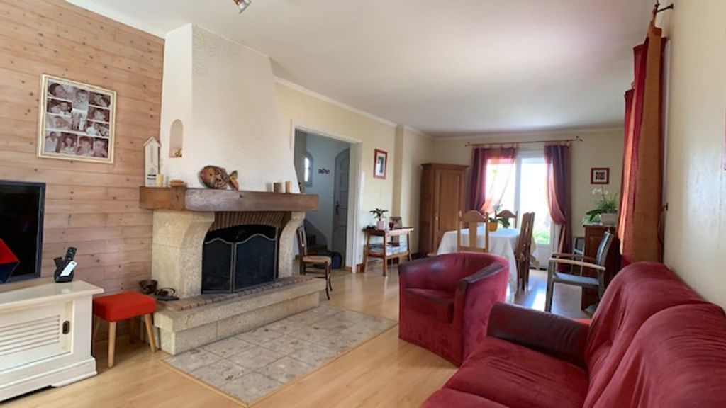 Achat maison à vendre 5 chambres 186 m² - Châtellerault