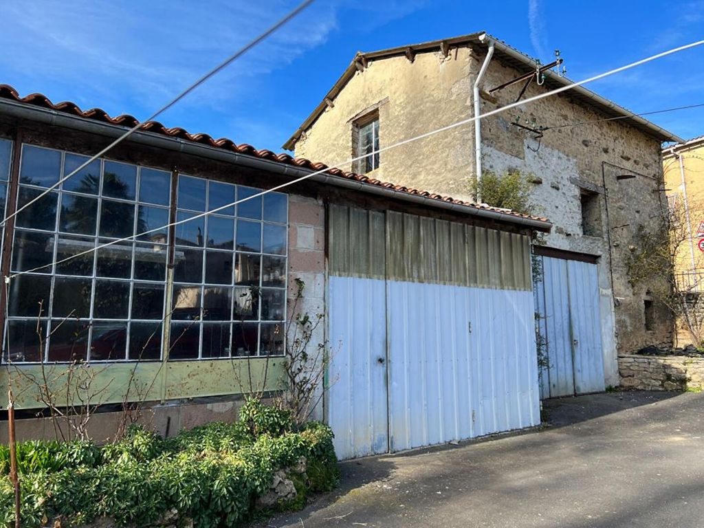 Achat maison à vendre 3 chambres 115 m² - Augé