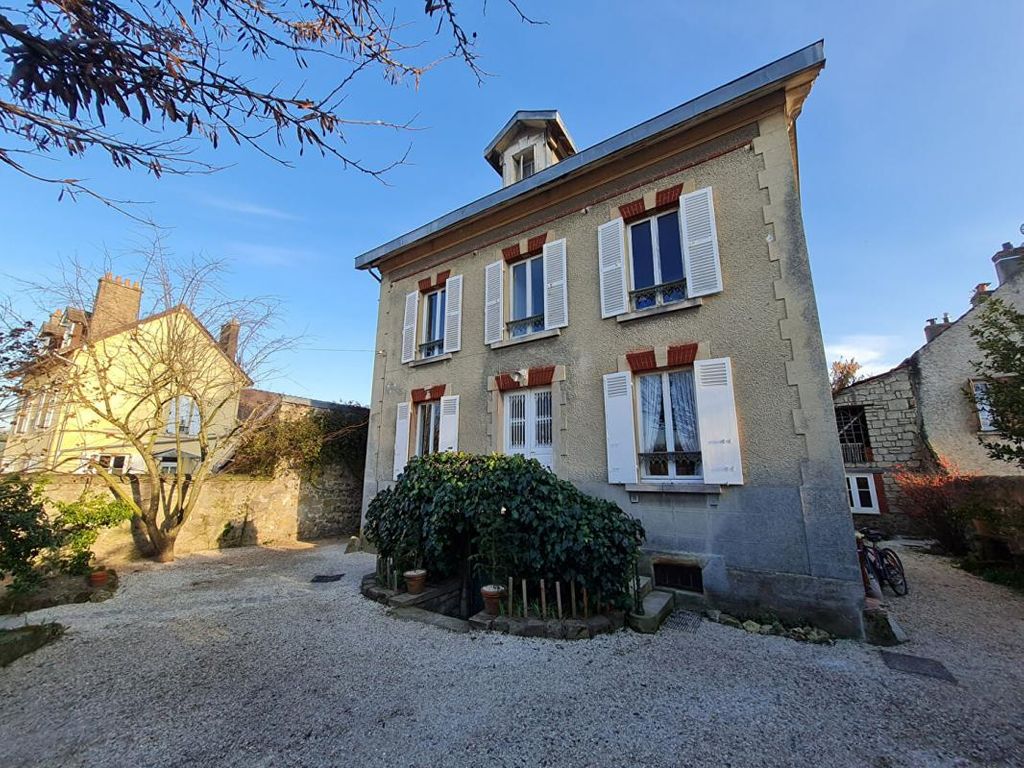 Achat maison à vendre 6 chambres 168 m² - Saint-Ouen-l'Aumône