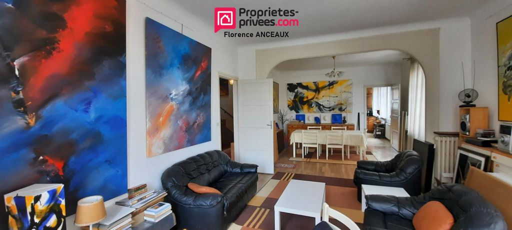 Achat maison à vendre 5 chambres 219 m² - Saint-Quentin