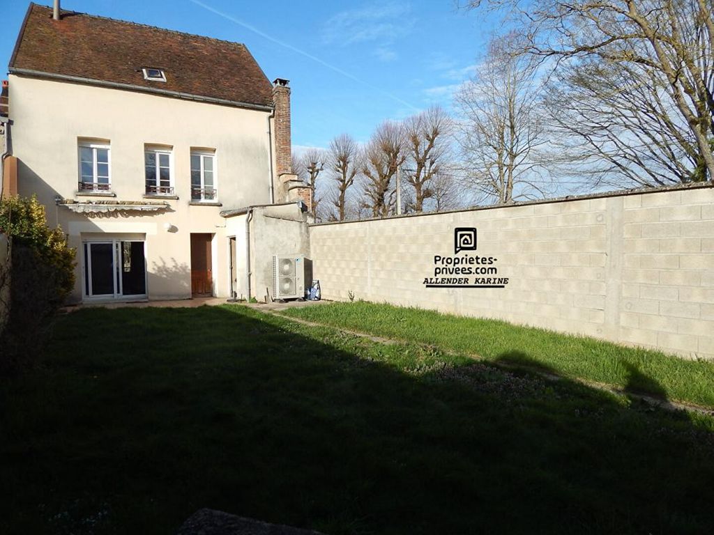 Achat maison à vendre 3 chambres 110 m² - Villeneuve-l'Archevêque