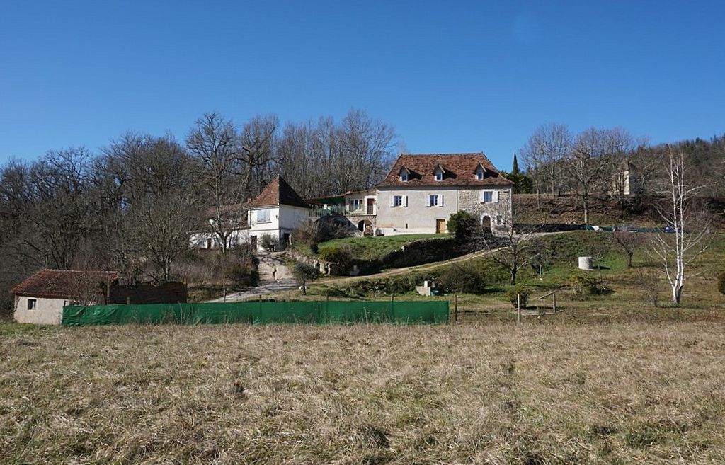 Achat maison à vendre 2 chambres 160 m² - Saint-Cirq-Lapopie