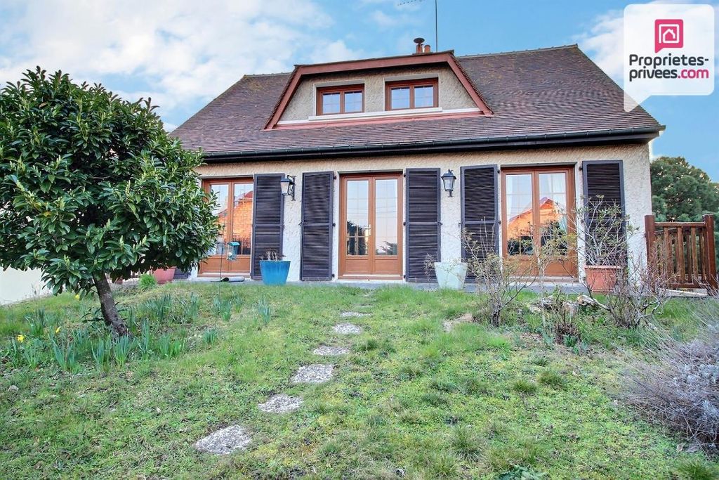 Achat maison à vendre 2 chambres 106 m² - Montargis