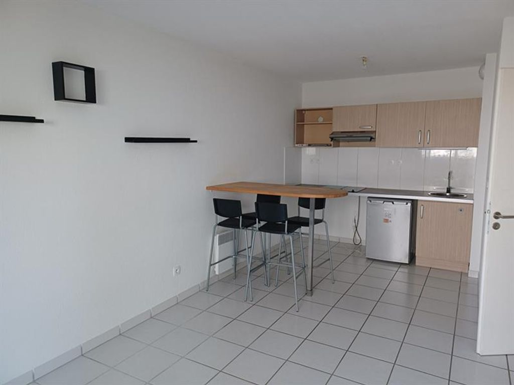 Achat appartement à vendre 2 pièces 38 m² - Pins-Justaret