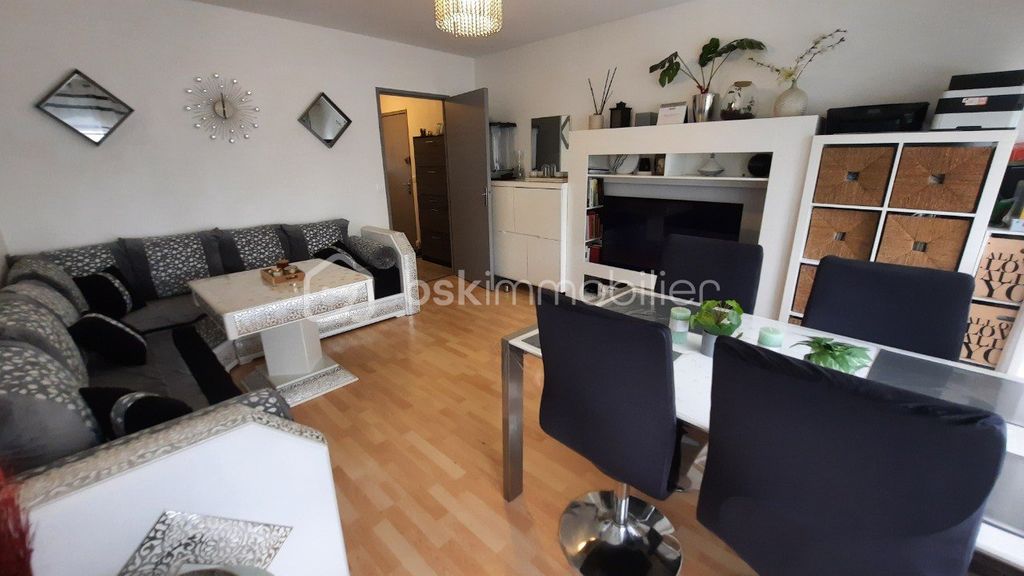 Achat appartement à vendre 3 pièces 66 m² - Sevran