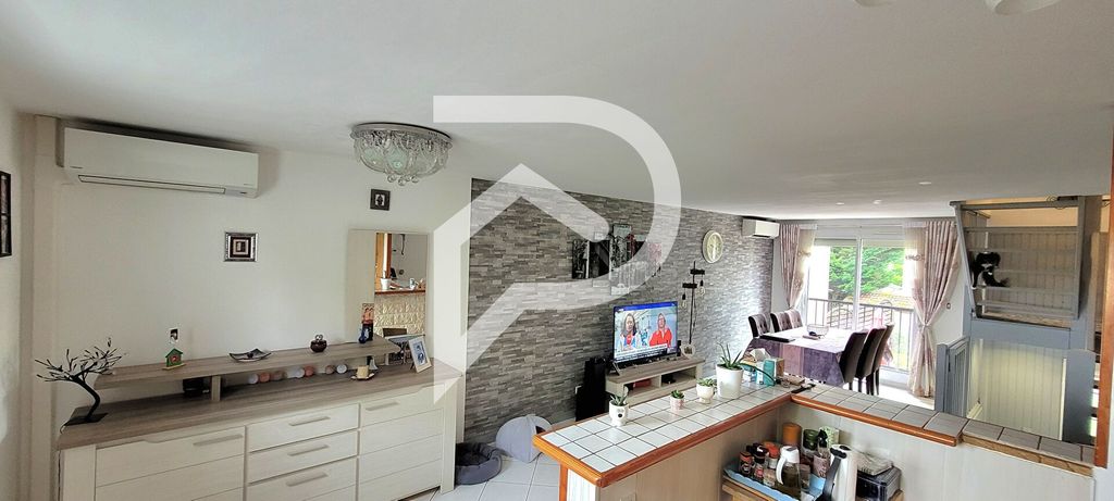 Achat maison à vendre 3 chambres 81 m² - Savigny-le-Temple