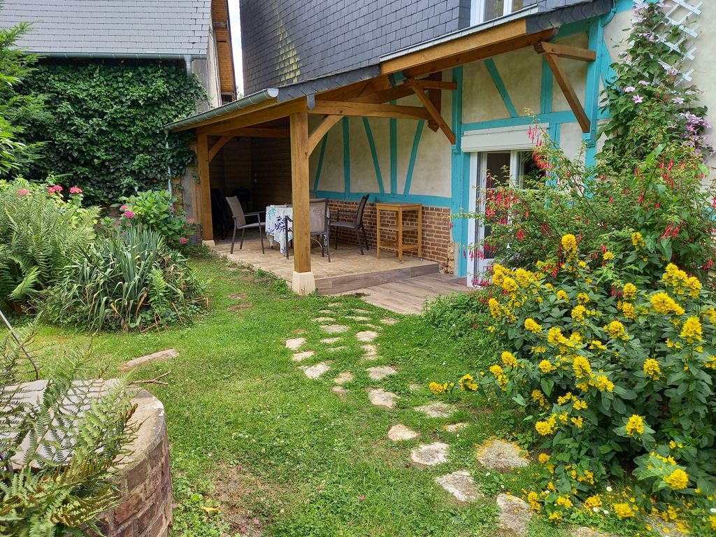 Achat maison à vendre 4 chambres 183 m² - Lyons-la-Forêt