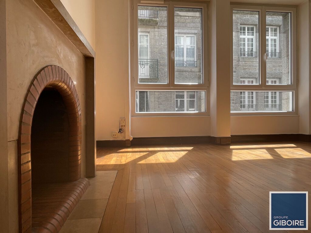 Achat appartement à vendre 3 pièces 70 m² - Saint-Malo