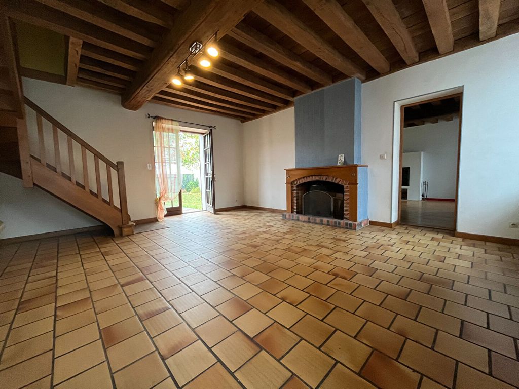 Achat maison à vendre 4 chambres 150 m² - Saint-Cyr-en-Val