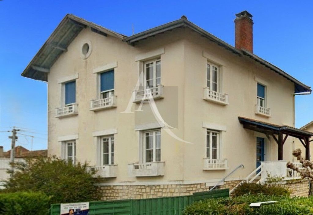 Achat maison à vendre 3 chambres 149 m² - Monsempron-Libos