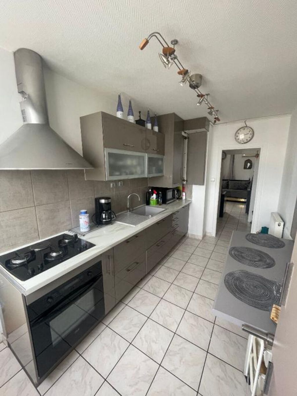 Achat appartement à vendre 4 pièces 65 m² - Romans-sur-Isère