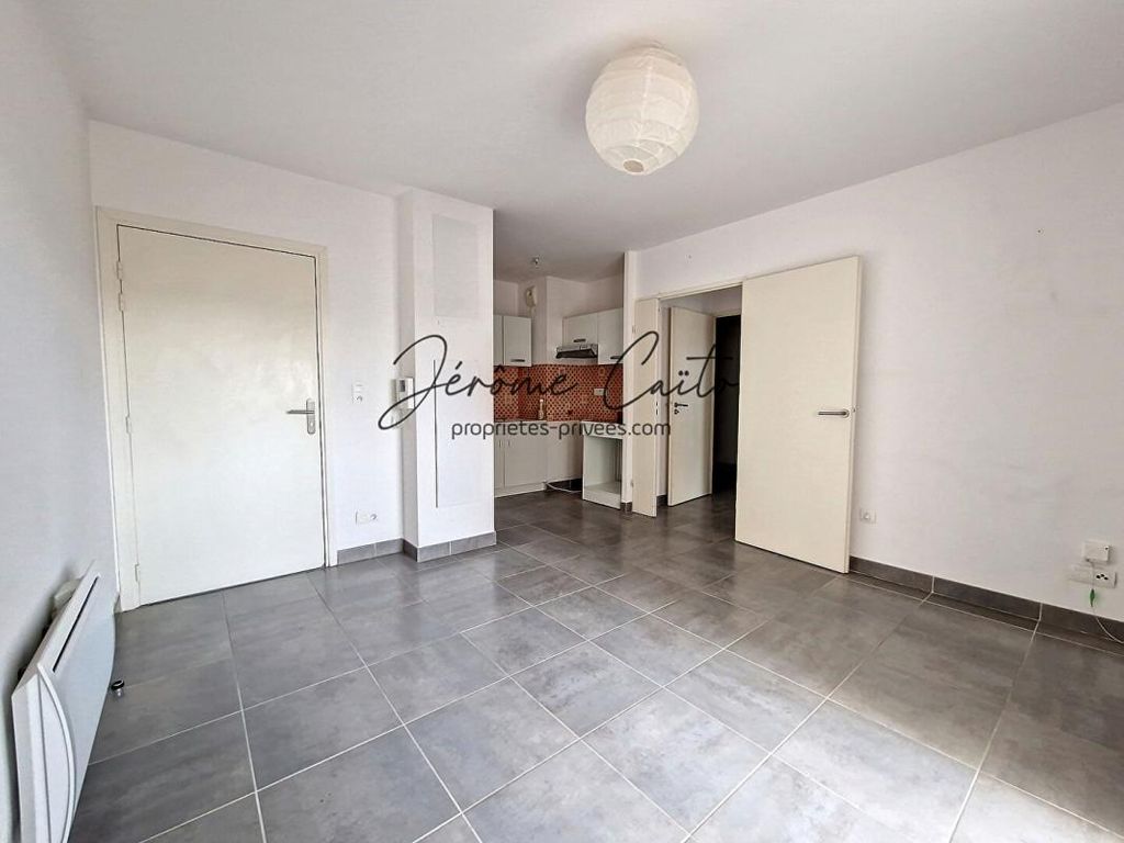 Achat appartement à vendre 2 pièces 36 m² - Nîmes