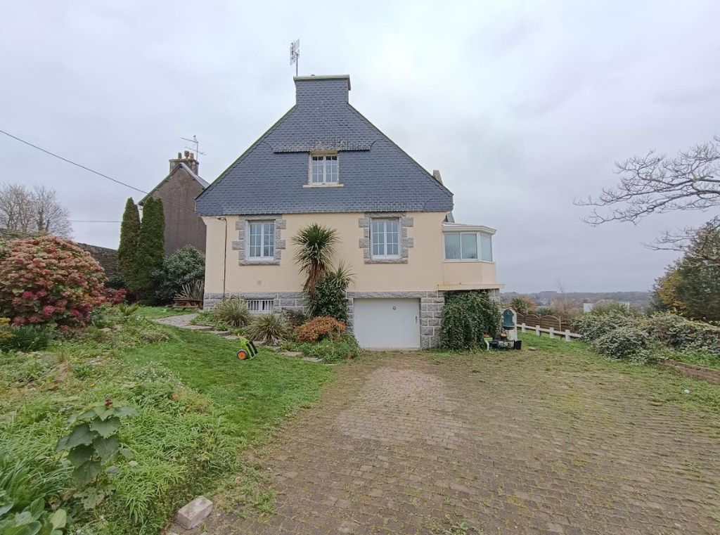 Achat maison à vendre 5 chambres 155 m² - Carhaix-Plouguer