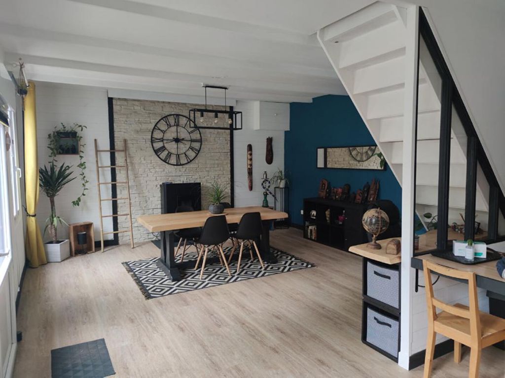 Achat maison à vendre 2 chambres 80 m² - Kergrist-Moëlou