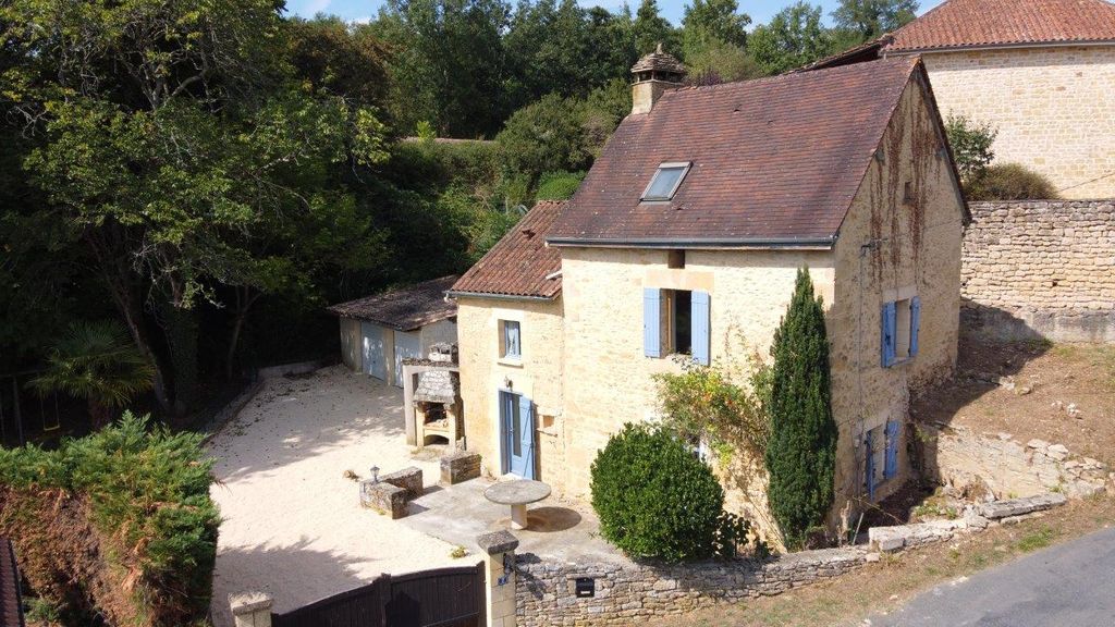 Achat maison à vendre 3 chambres 80 m² - Sarlat-la-Canéda