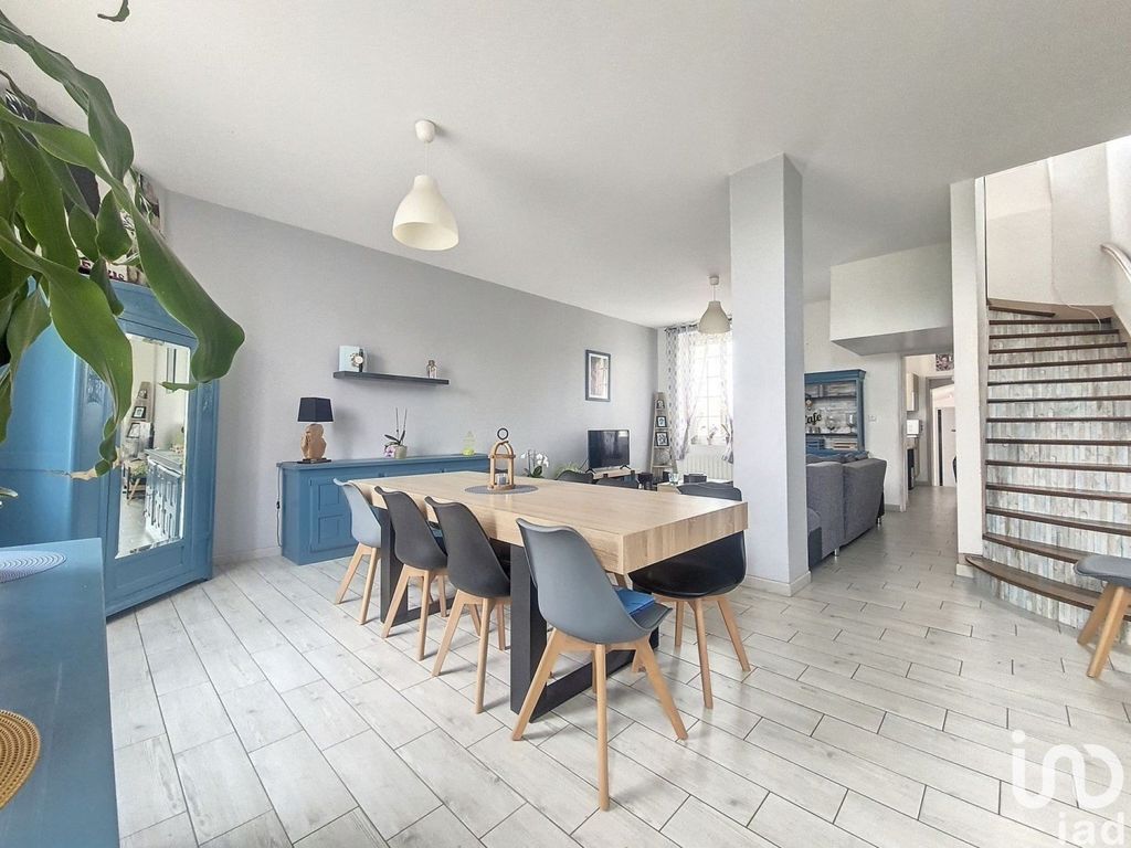 Achat maison à vendre 4 chambres 147 m² - Tonnay-Charente