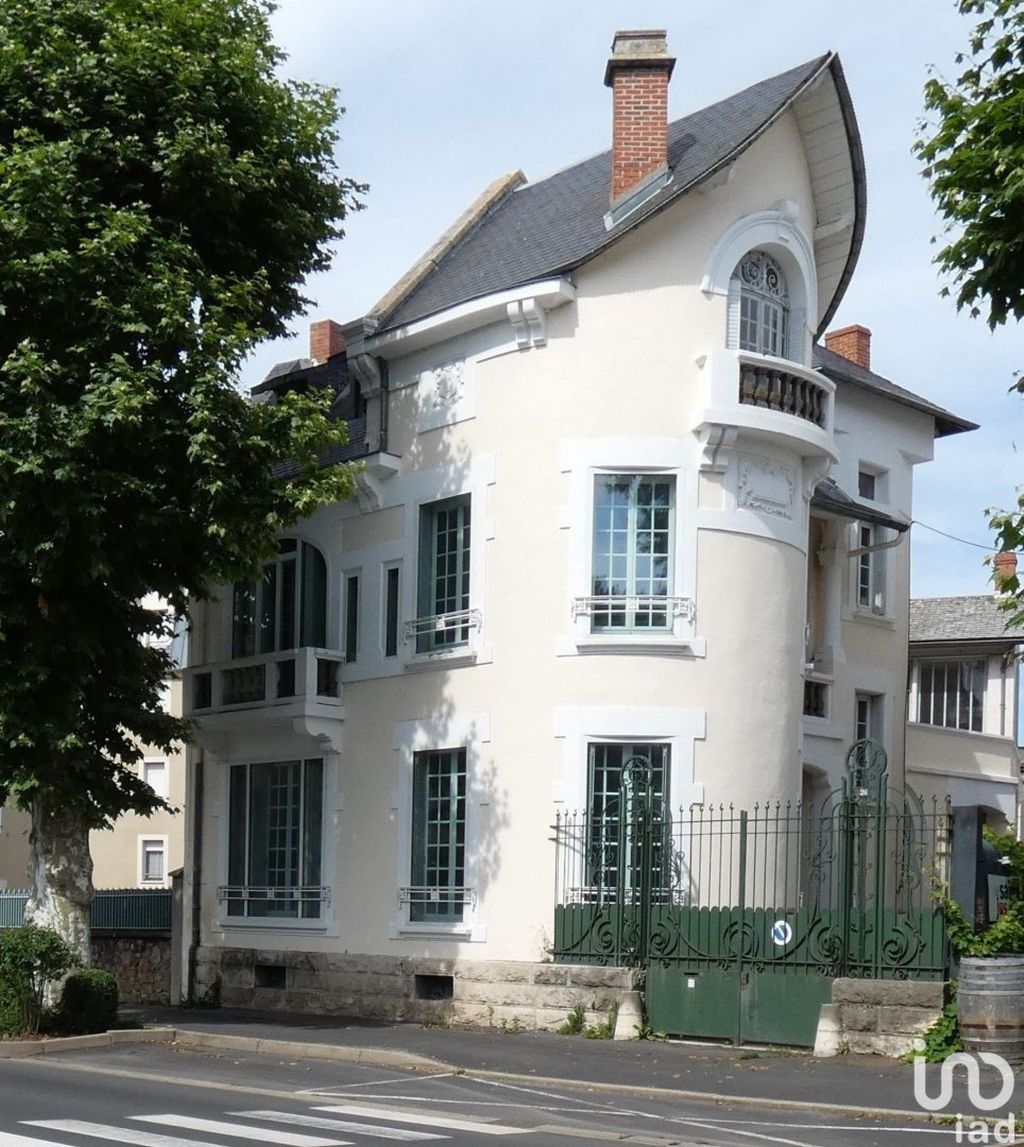 Achat maison à vendre 4 chambres 233 m² - Brioude