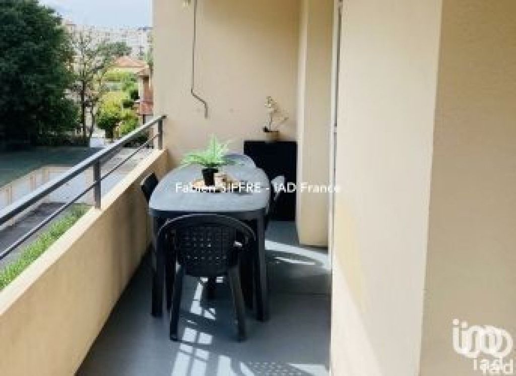 Achat appartement à vendre 4 pièces 68 m² - Toulon