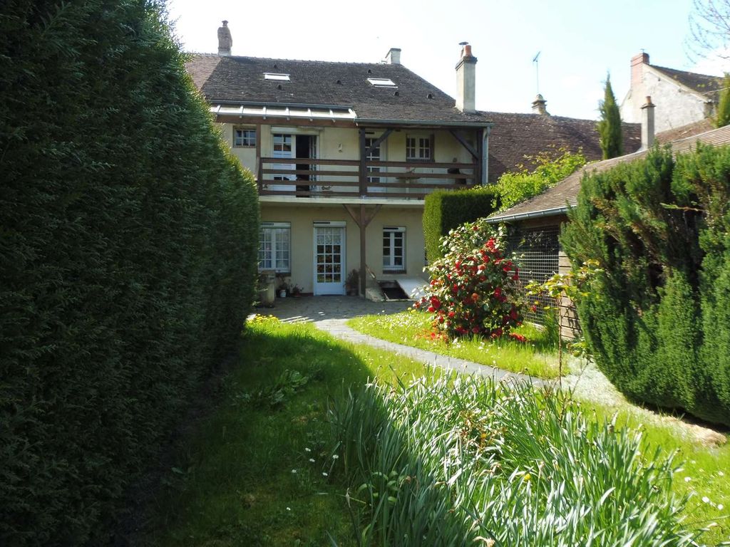 Achat maison à vendre 2 chambres 105 m² - Mauves-sur-Huisne