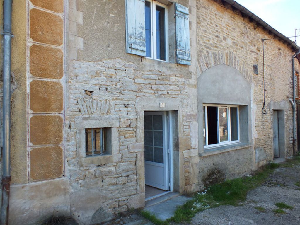 Achat maison à vendre 2 chambres 66 m² - Crugey