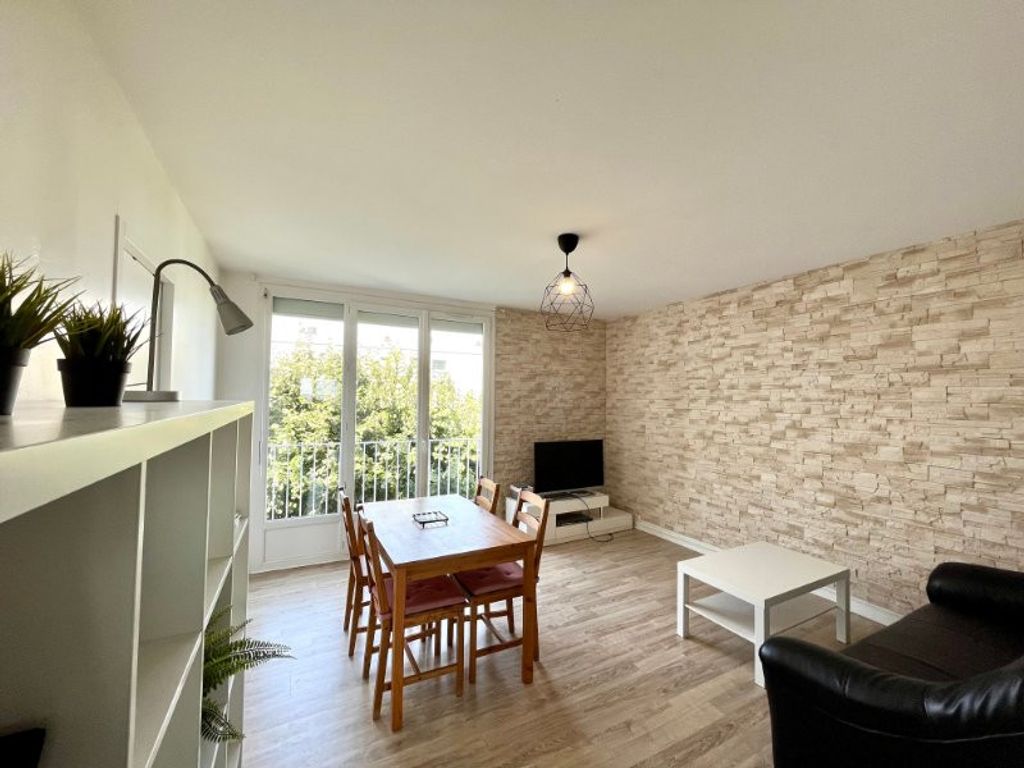Achat appartement à vendre 4 pièces 65 m² - Villenave-d'Ornon